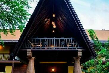 هتل Mihisara Resort
