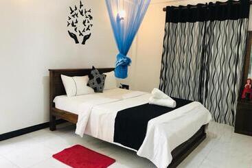 هتل Mihisara Resort