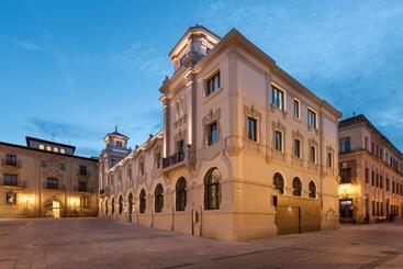 áurea Palacio De Correos By Eurostars  Company - 로그로노