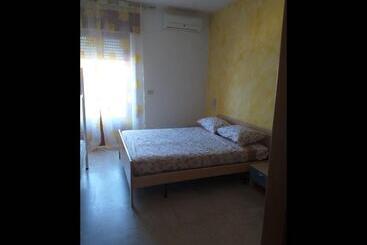 펜션 Room In Bb   Quadruple Room In Pineto   A Few Meters From The Sea