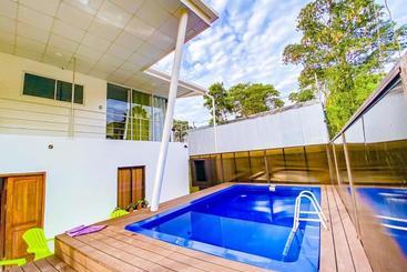 Puerto Viejo Lodge
