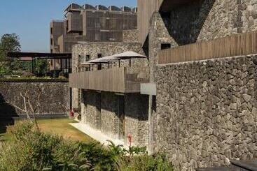 Radisson Resort And Spa Lonavala