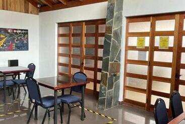 تختخواب و صبحانه Residencial Astorga