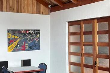 تختخواب و صبحانه Residencial Astorga