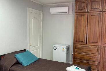 تختخواب و صبحانه Residencial Astorga