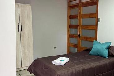 تختخواب و صبحانه Residencial Astorga