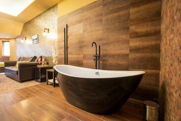 تختخواب و صبحانه Veres Motel