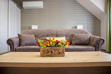 تختخواب و صبحانه Veres Motel