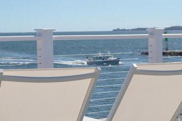 Hotel Falmouth Tides