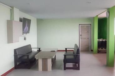 هتل Guest House Anak Raja Pangkalan Bun Syariah Mitra Reddoorz