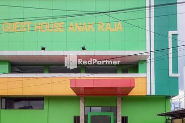 هتل Guest House Anak Raja Pangkalan Bun Syariah Mitra Reddoorz
