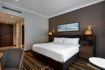 Sutton Place Hotel Toronto