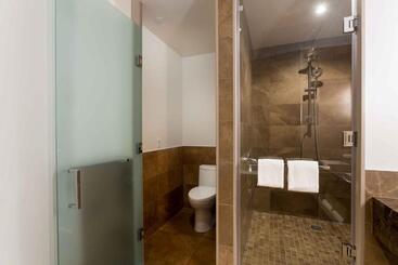 Sutton Place Hotel Toronto