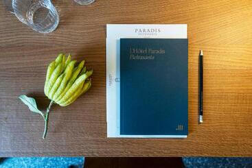 هتل Paradis Pietrasanta