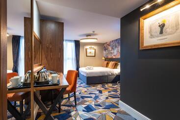 Keavan S Port Hotel , Dublin
