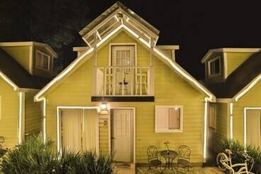 بنسيون Cabañas Salamandras Avándaro