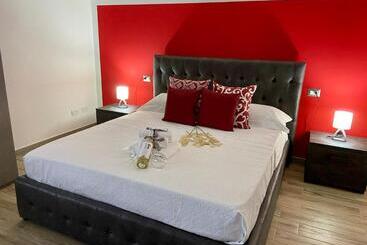 پانسیون Cadoni Guest House