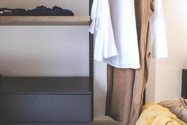 پانسیون Le Dimore Del Borgo   Room & Breakfast