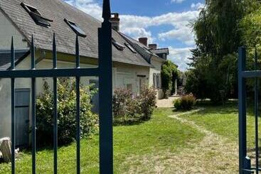 تختخواب و صبحانه Chambres D Hôtes Avec Piscine Et Spa La Folière Saumur