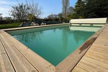 تختخواب و صبحانه Chambres D Hôtes Avec Piscine Et Spa La Folière Saumur