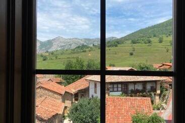 تختخواب و صبحانه La Valuisilla, Hotel Rural