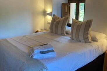 تختخواب و صبحانه La Valuisilla, Hotel Rural