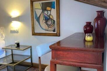 تختخواب و صبحانه La Valuisilla, Hotel Rural