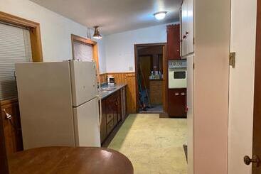 Hillcrest Motel