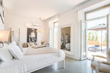 هتل Colégio Charm House