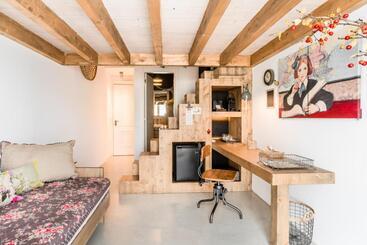 هتل Colégio Charm House