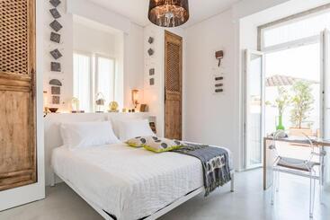 هتل Colégio Charm House