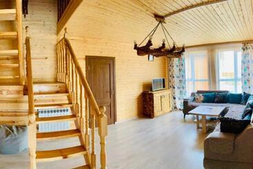 هتل Cottage Chalet And Tours