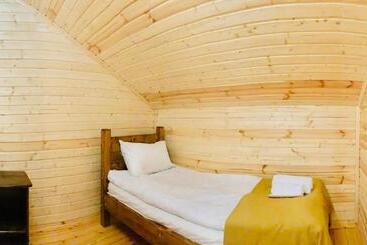 هتل Cottage Chalet And Tours