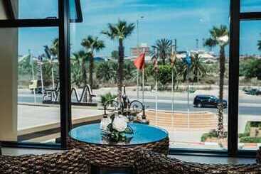 هتل Waves Aqua Resort