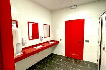 Hostel & Rooms O Albergue Da Meiga