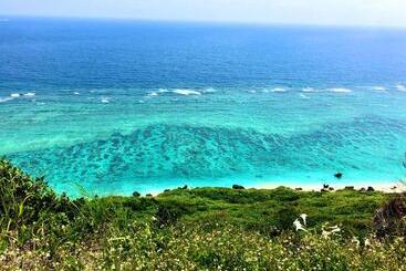پانسیون Happy Island Miyako