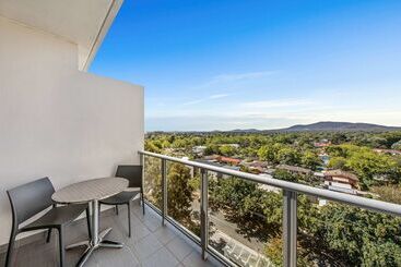 هتل Adina Serviced Apartments Canberra, Dickson