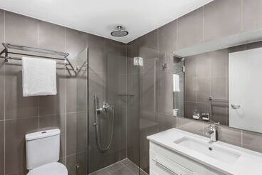 هتل Adina Serviced Apartments Canberra, Dickson
