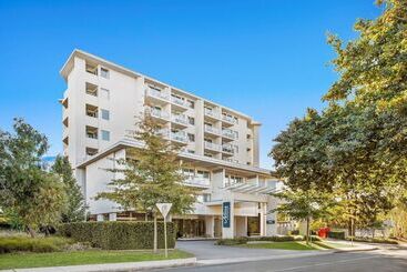 هتل Adina Serviced Apartments Canberra, Dickson
