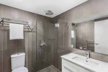 هتل Adina Serviced Apartments Canberra, Dickson