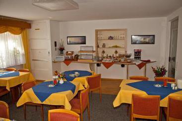 Hotel Haus Kneer F Bad Duerrheim The Best Offers With Destinia