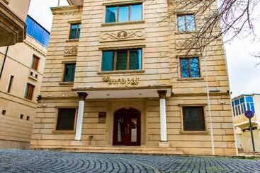 هتل Atropat Old City
