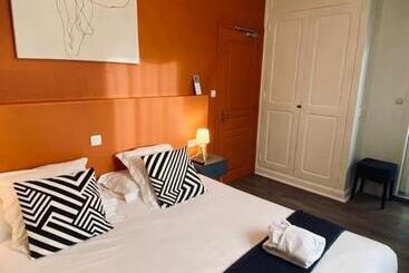 هتل Hôtel Jules