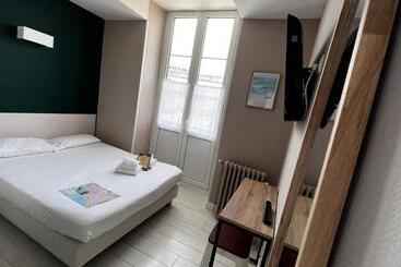 هتل Hôtel Saint James