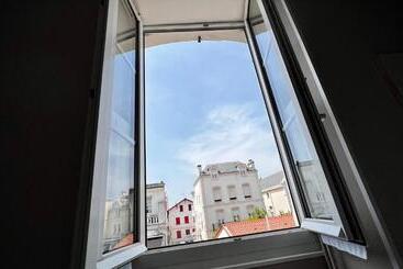 هتل Hôtel Saint James