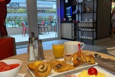 هتل Ibis Roquebrune Cap Martin Menton
