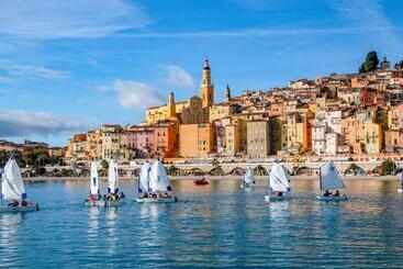 هتل Ibis Roquebrune Cap Martin Menton