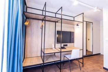 هتل Ibis Roquebrune Cap Martin Menton
