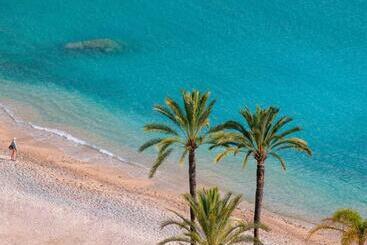 هتل Ibis Roquebrune Cap Martin Menton