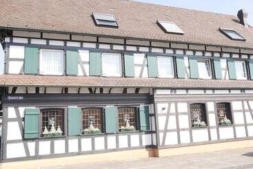 هتل Landgasthof Blume